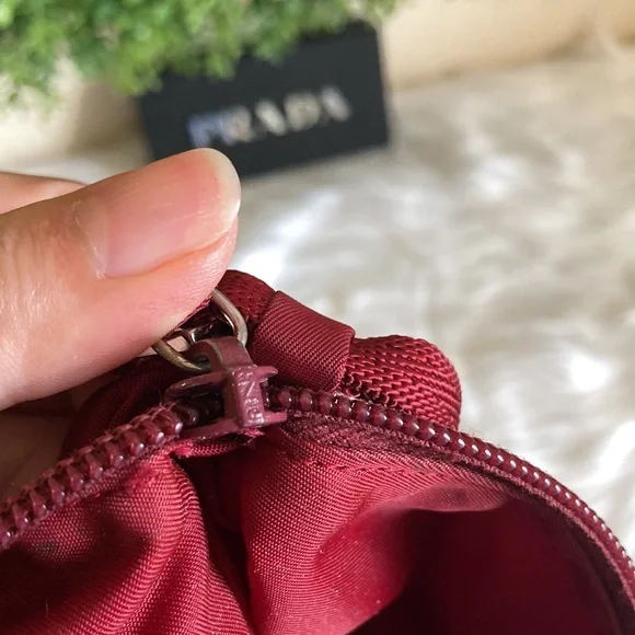 ❤️ Prada Vintage Nylon Bag ❤️ - Picture 15 of 16